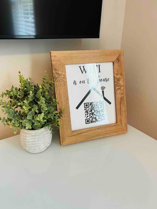 One-Of-A-Kind Smart, Cookie Themed Home For Up To 6 Κλάρκσβιλ Εξωτερικό φωτογραφία