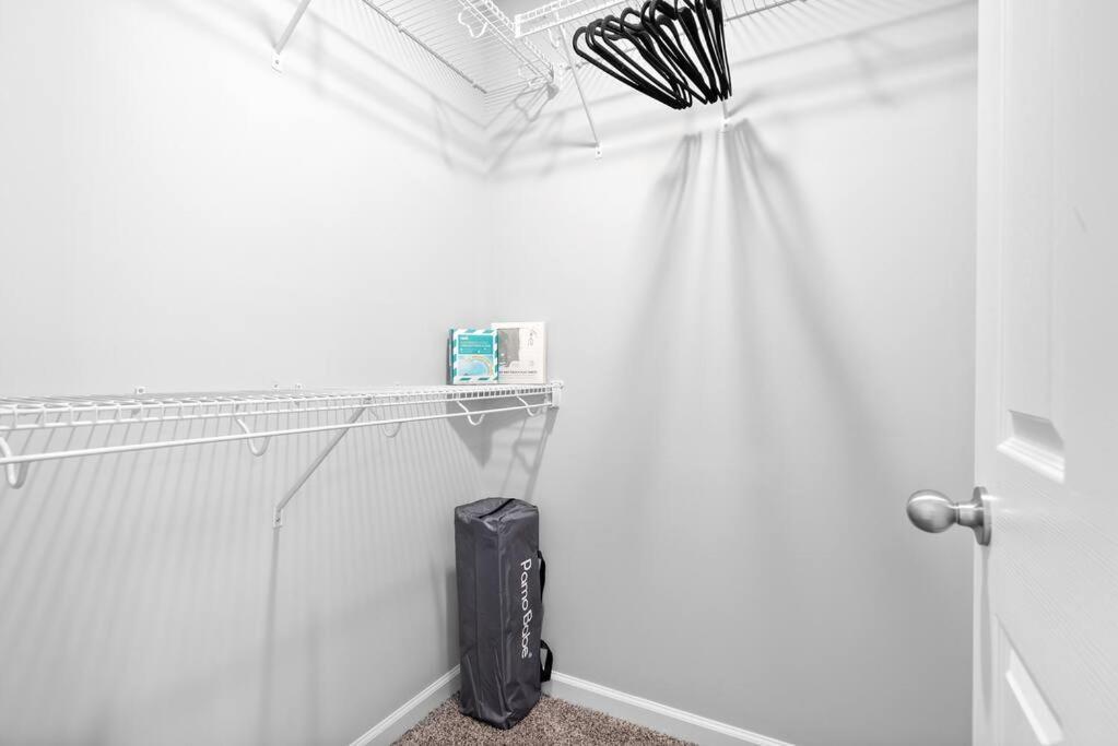 One-Of-A-Kind Smart, Cookie Themed Home For Up To 6 Κλάρκσβιλ Εξωτερικό φωτογραφία