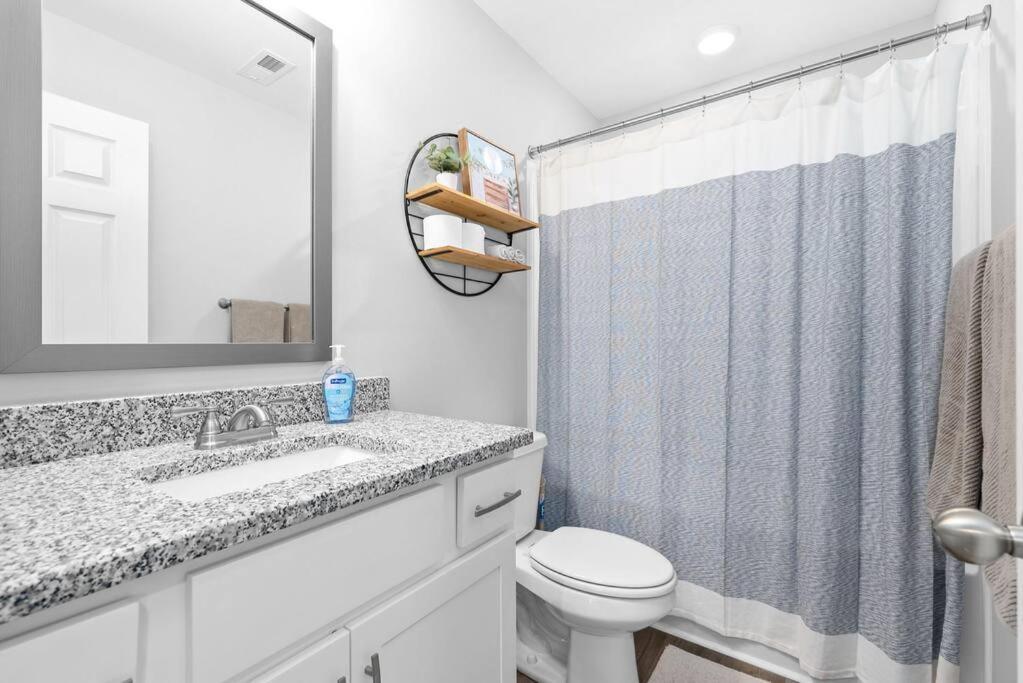 One-Of-A-Kind Smart, Cookie Themed Home For Up To 6 Κλάρκσβιλ Εξωτερικό φωτογραφία