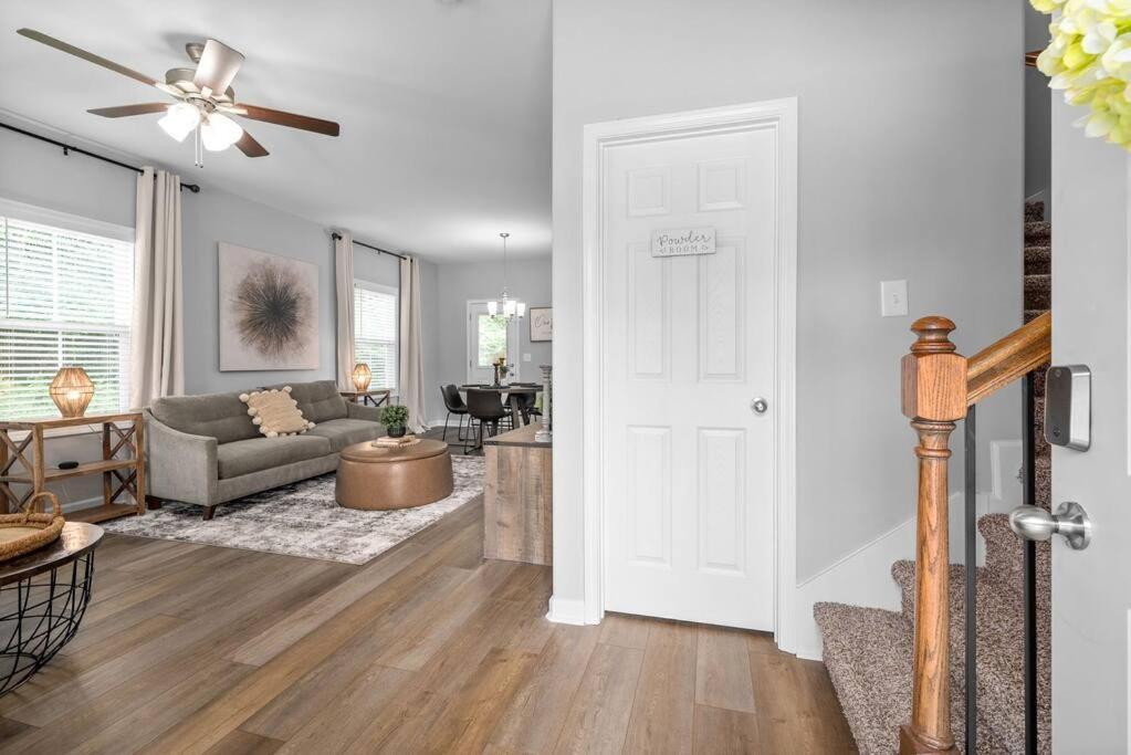 One-Of-A-Kind Smart, Cookie Themed Home For Up To 6 Κλάρκσβιλ Εξωτερικό φωτογραφία